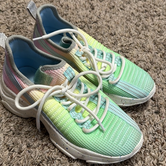 Steve Madden sneakers - Picture 4 of 4